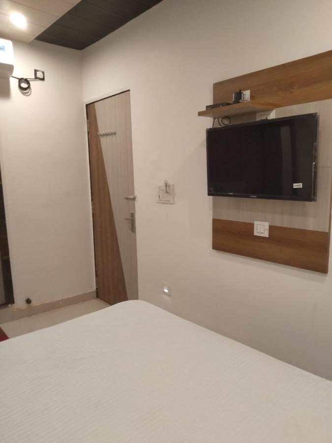 Rudraksha Guest House Varanasi Exterior photo